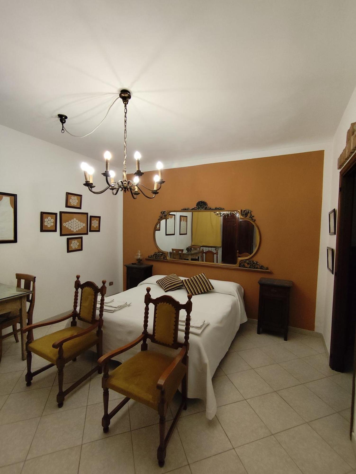 La Crota B&B Асті Екстер'єр фото