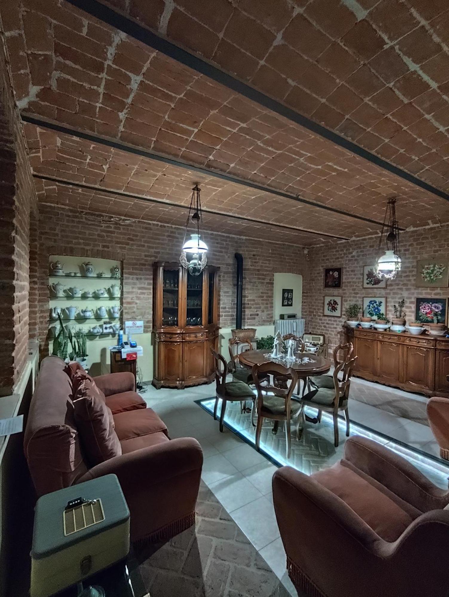 La Crota B&B Асті Екстер'єр фото